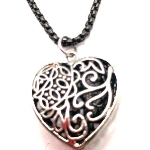 Gothic Metal Silver Tone Filgree Heart Pendant- 22" - Picture 4 of 8